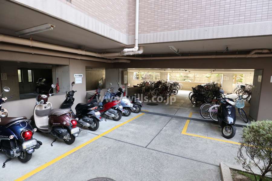 バイク置場