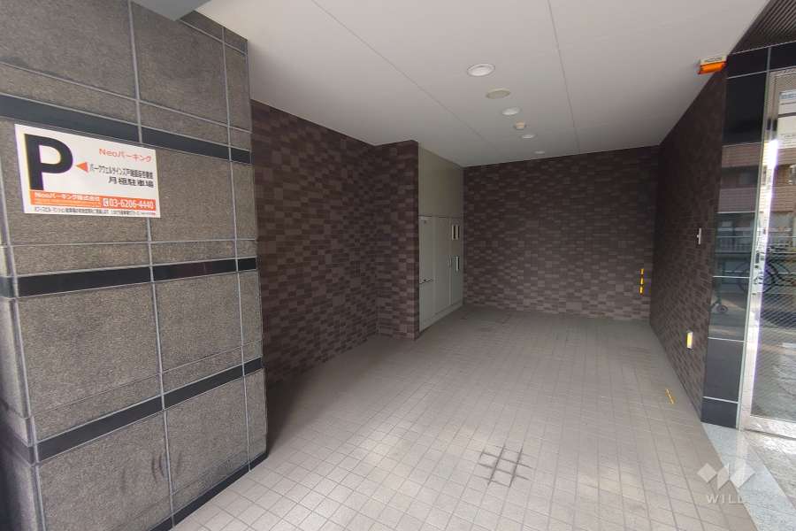 敷地内駐車場（屋内平面式）