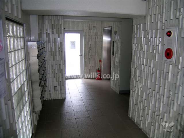 エントランスホール