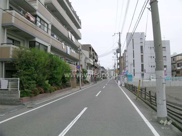 敷地南側の道路