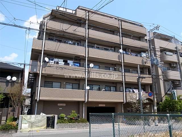 パール・ヒル尼崎の外観（南側から）