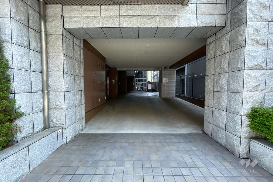 駐車場の出入り口