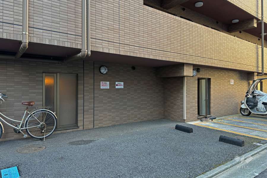 敷地内駐車場（屋外平面式）