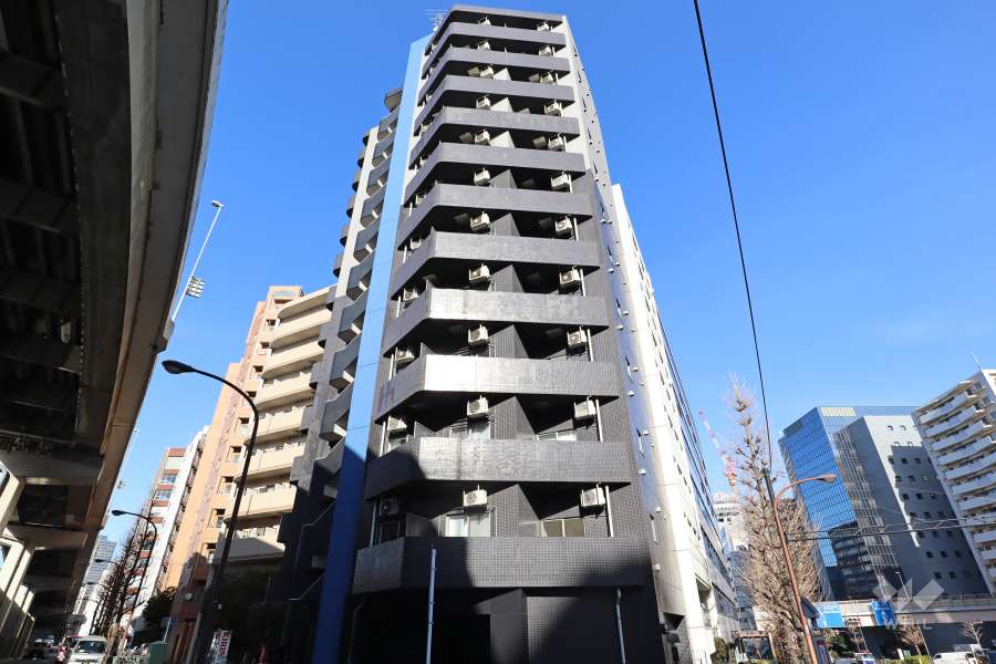 シンシアフォーディー五反田ウエストの外観（南西側から）