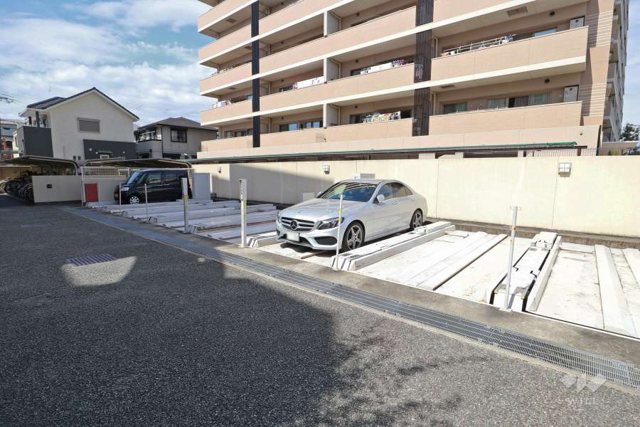 敷地内駐車場（屋外機械式）