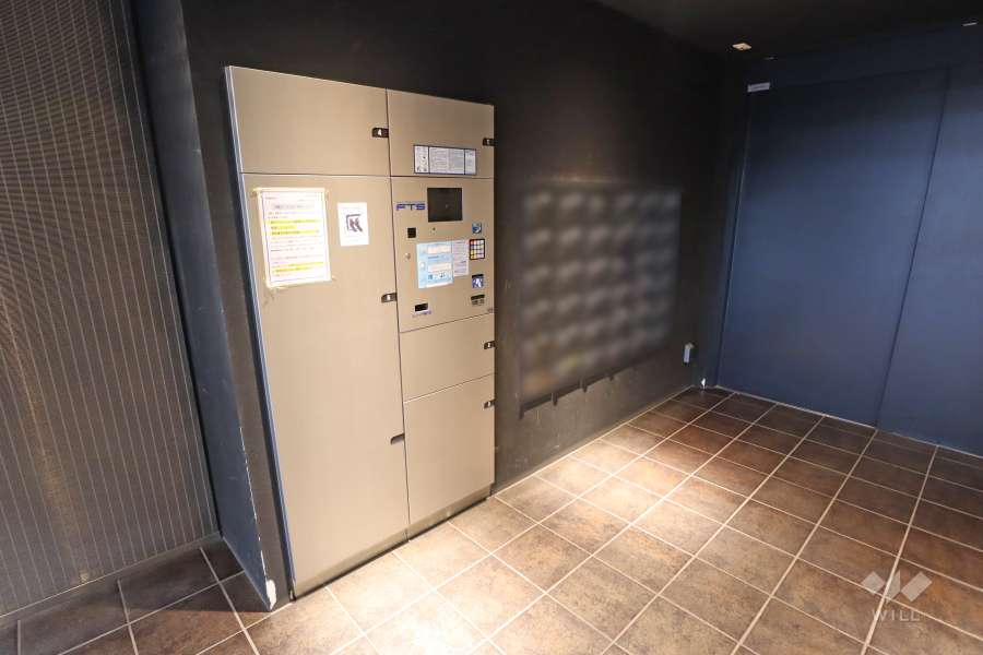 共用ポストと宅配ボックス