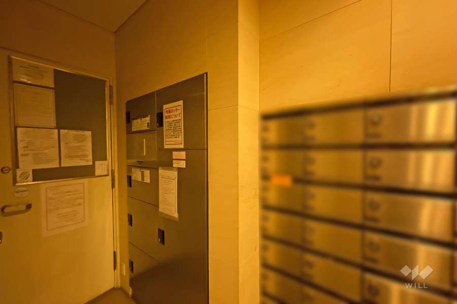 共用ポストと宅配ボックス