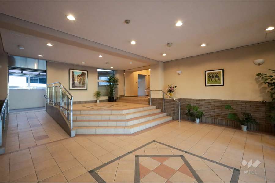 エントランスホール