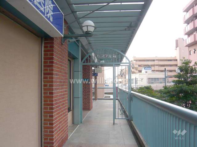 エントランスアプローチ