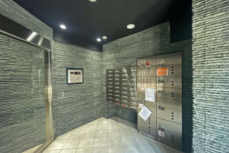 宅配ボックスと共用ポスト