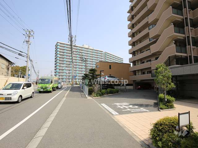 駐車場の出入り口