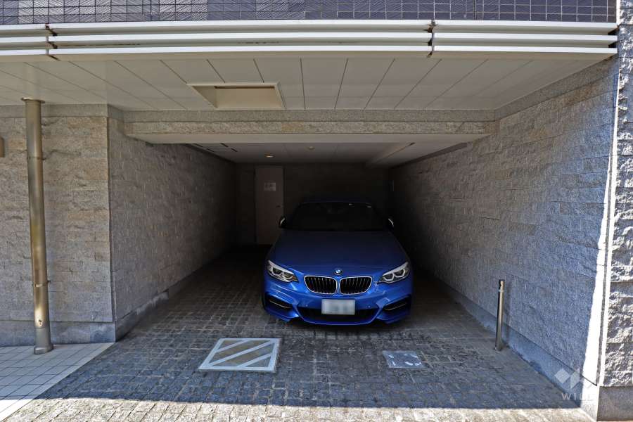 敷地内駐車場（屋内平面式）