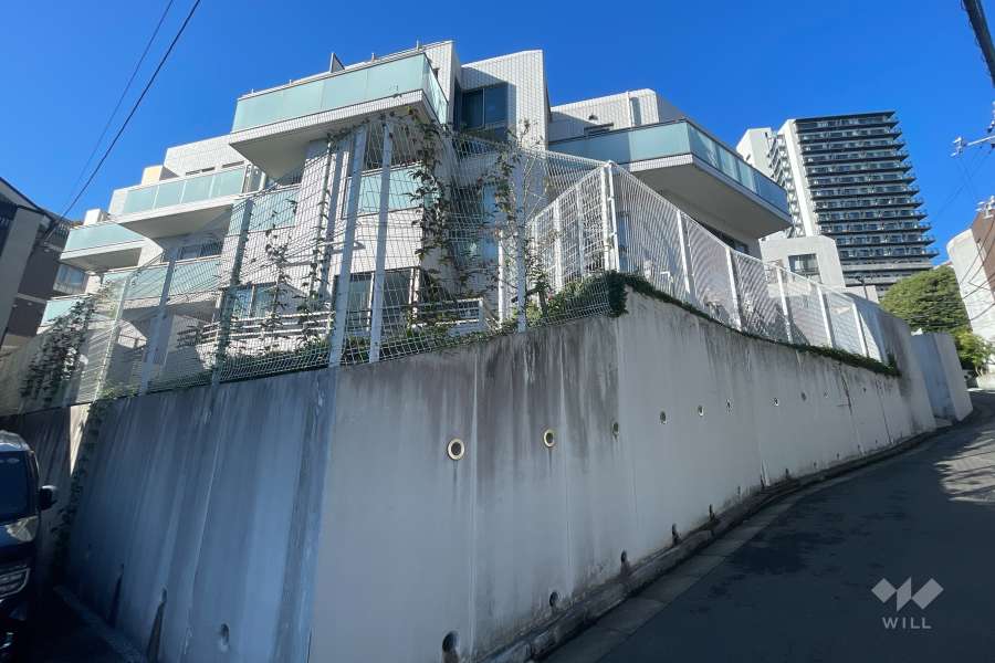 オープンレジデンス白金台B棟の外観（北東側から）