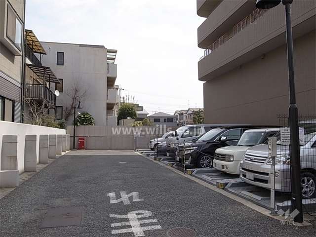 敷地内駐車場（機械式）