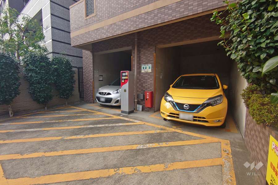 敷地内駐車場（屋内平面式）