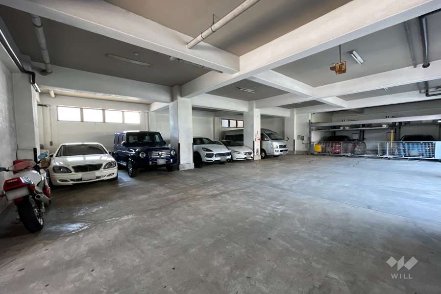 敷地内駐車場（屋内平面式・屋内機械式）