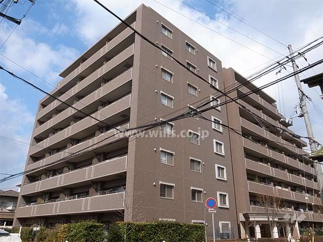 ライオンズガーデン武庫之荘の外観（南東側から）