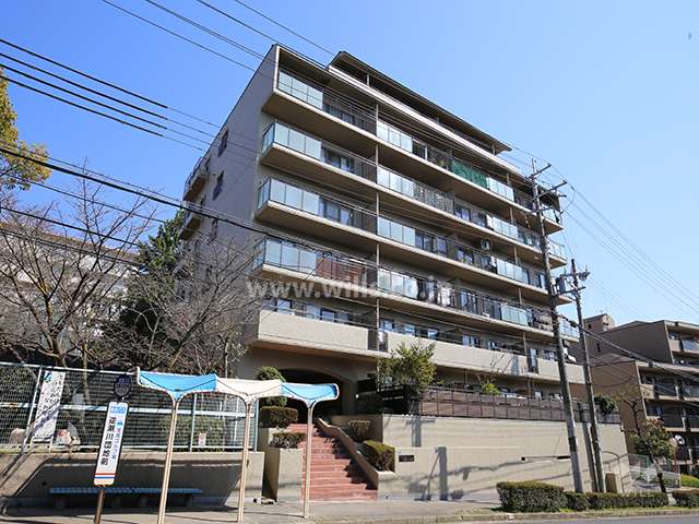 サンヴェール逆瀬川1番館の外観（南西側から）