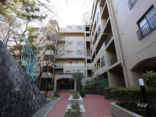 サンヴェール逆瀬川1番館の外観（西側から）