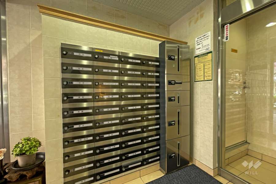 共用ポスト、宅配ボックス
