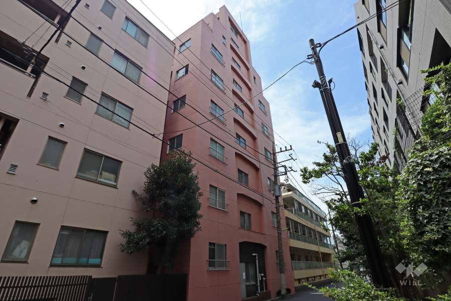 トーワマンションの外観(北側から)