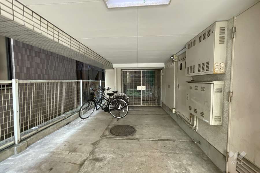 屋内に設けられた駐輪場