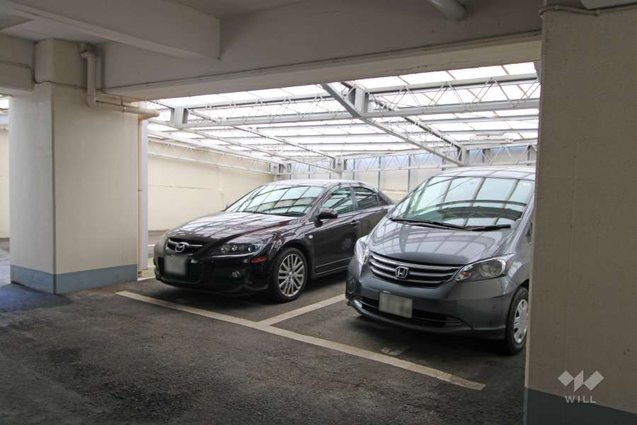 敷地内駐車場（屋内平面式）