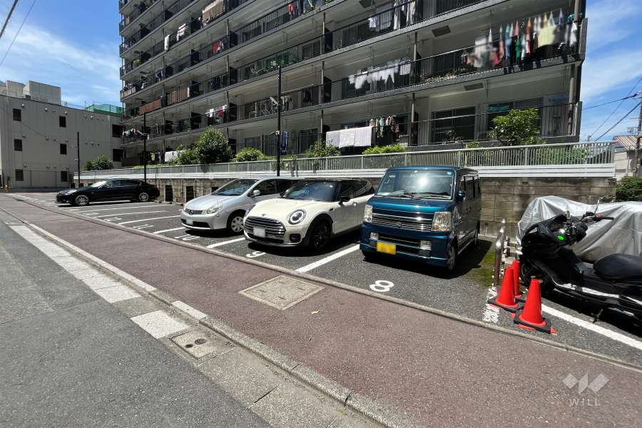 敷地内駐車場（屋外平面式）