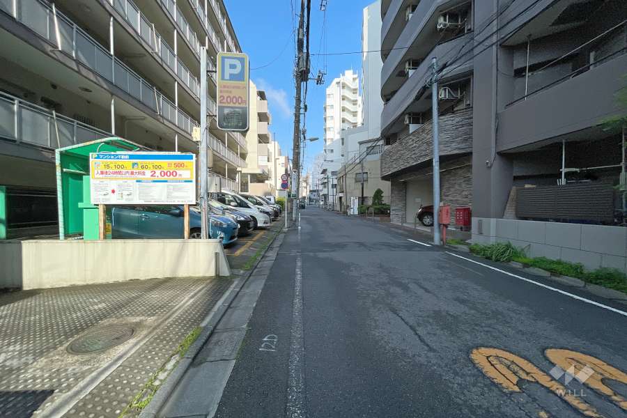 敷地北側の前面道路　