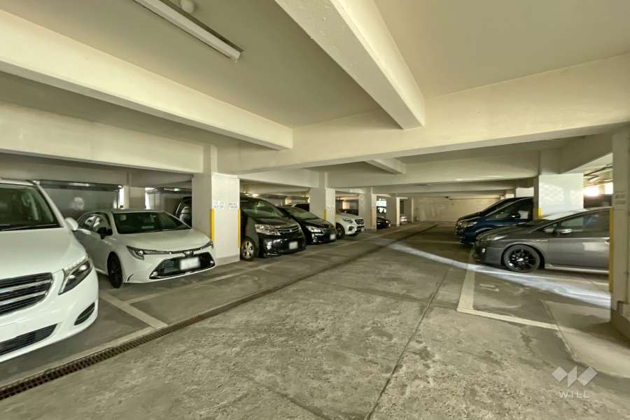 敷地内駐車場（屋内平面式）　