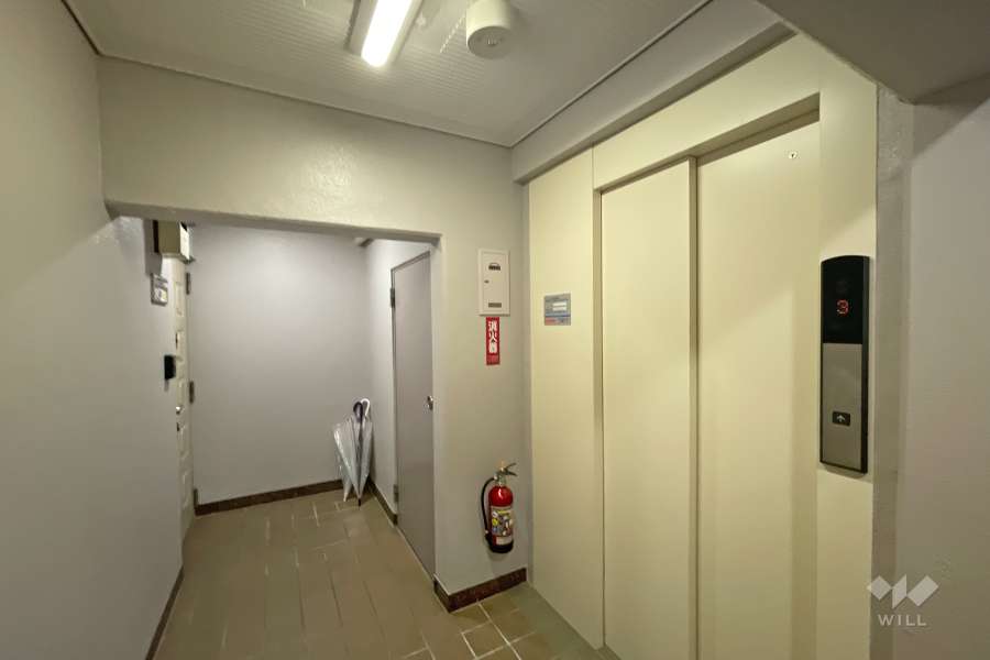 共用のエレベーター