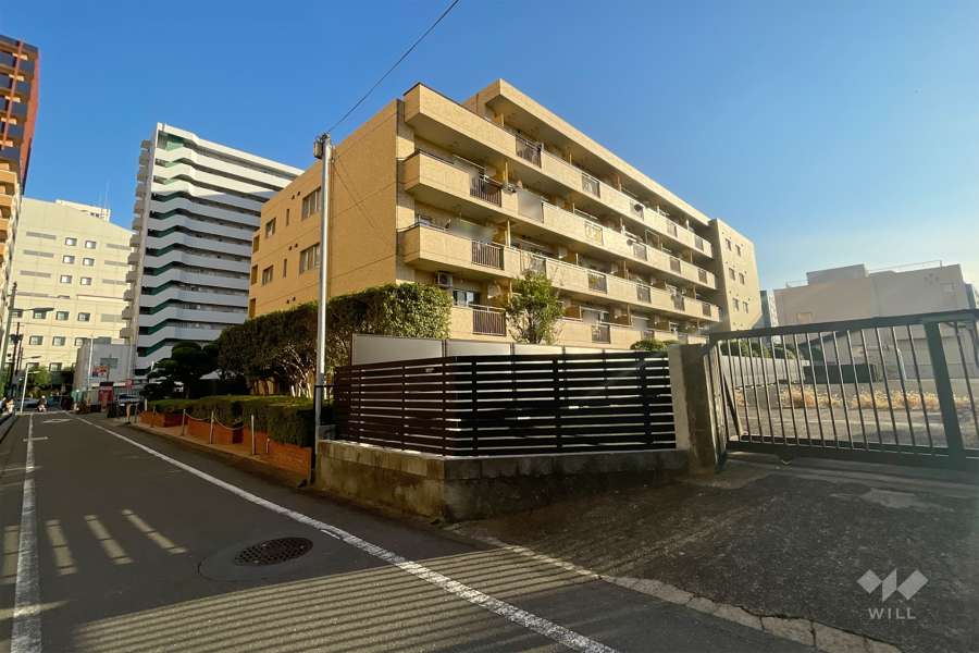 ライオンズマンション東大井第２の外観（北西側から）