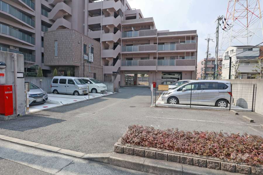敷地内駐車場（屋外機械式・屋外平面式）