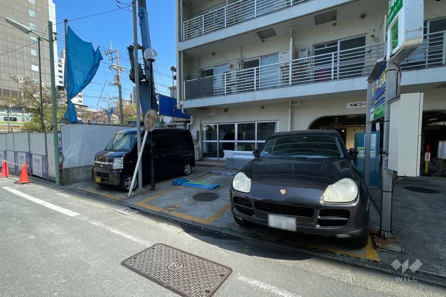 敷地内のコインパーキング