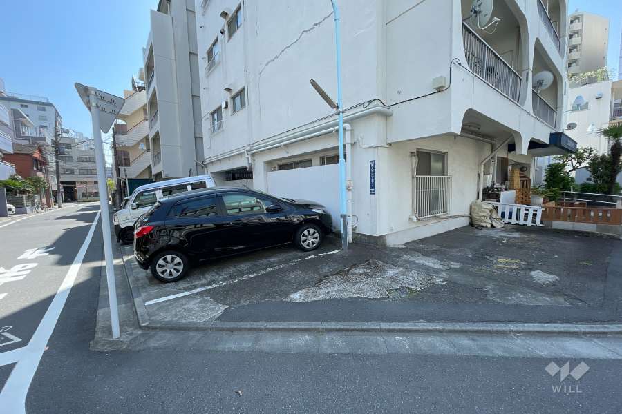 敷地内駐車場（屋外平面式）