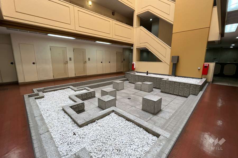 エントランスホール