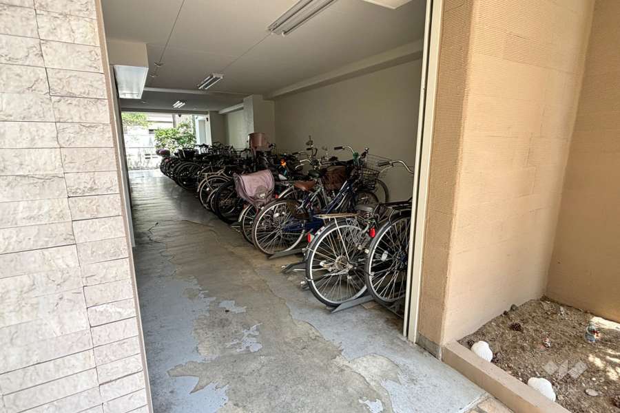 駐輪場・バイク置場
