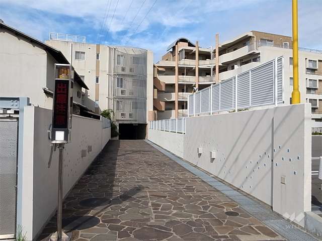エントランスアプローチ