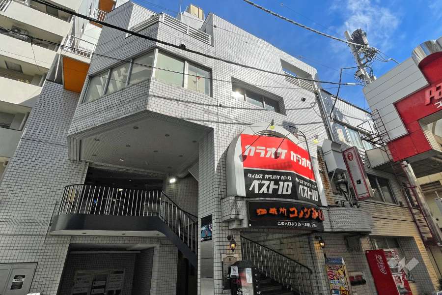 ロイヤル武蔵小山の外観（南東側から）