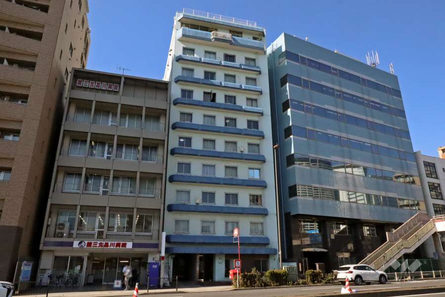 オリエントマンション品川の外観（東側から）