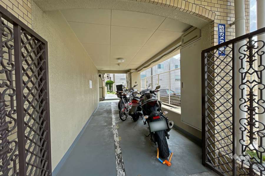 バイク置き場