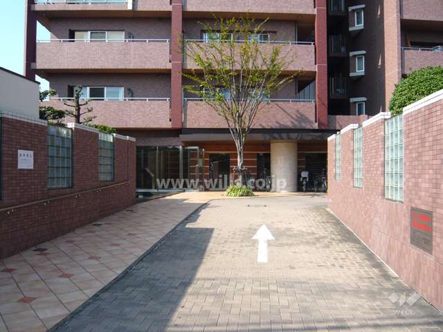 エントランスアプローチ