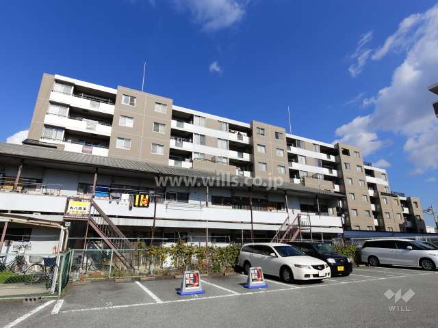 アズ・ワン コティの外観（南側から）