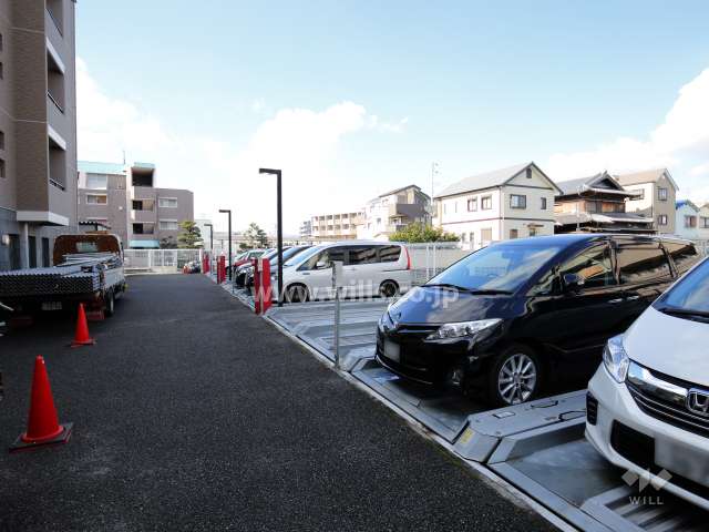 敷地内駐車場（屋外機械式）