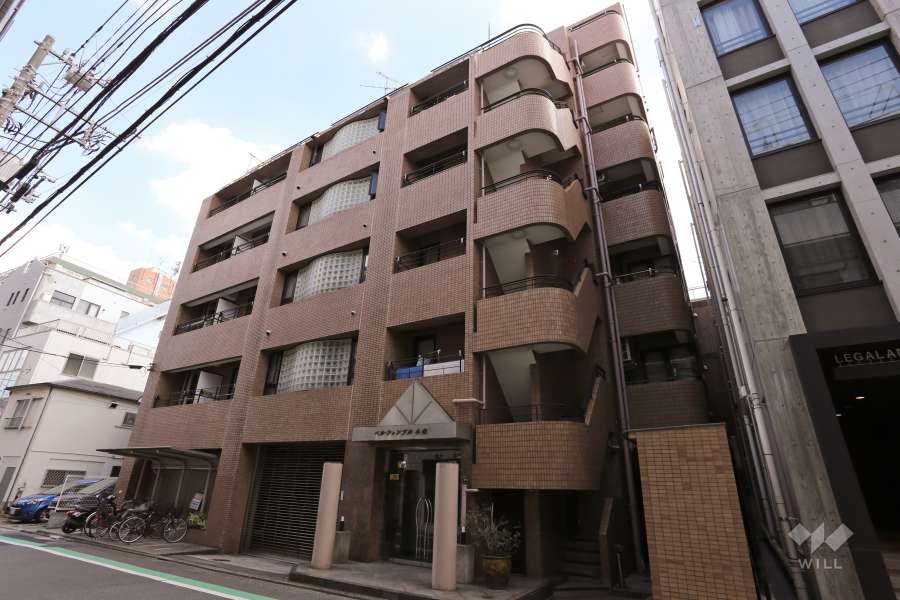 ベルシャンブル小山の外観（北東側から）