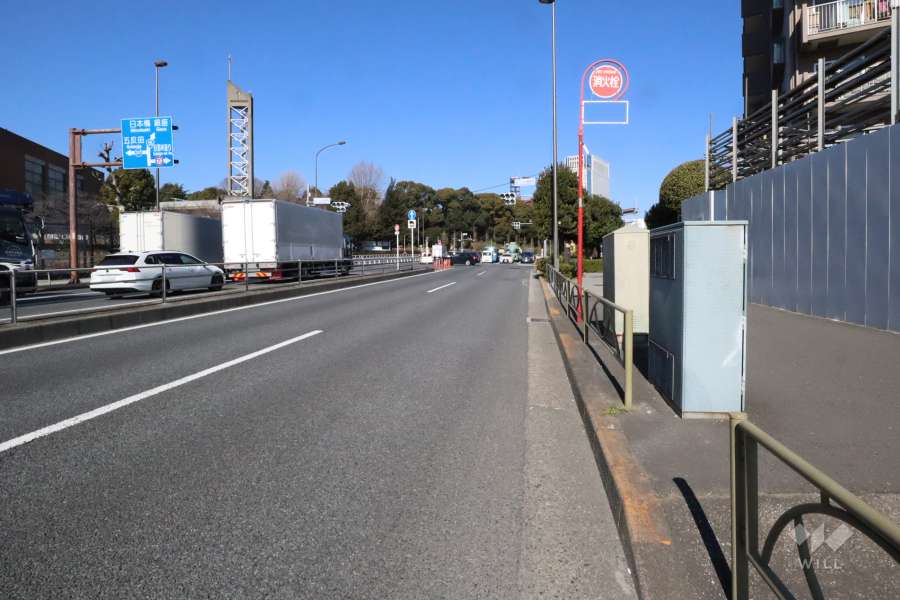 敷地南西側の前面道路