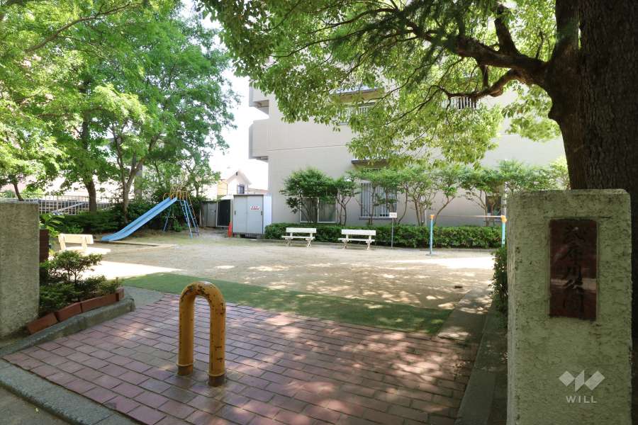 敷地に隣接して『武庫川公園』があります。