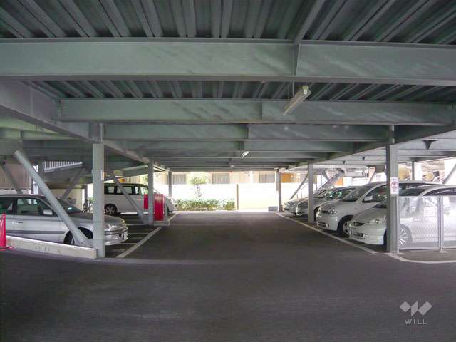 屋内平面駐車場