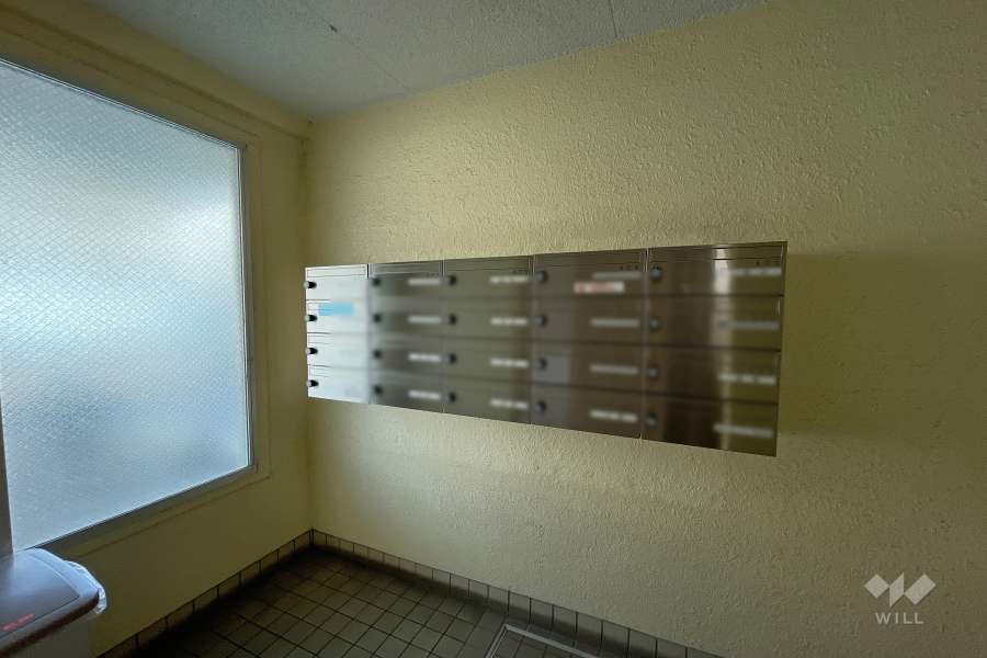 エントランス内集合ポスト