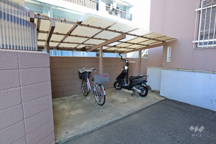 バイク置場・駐輪場